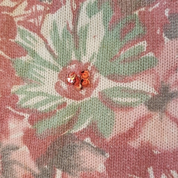 VINTAGE Floral Patterned Sweater - Picture 7 of 7